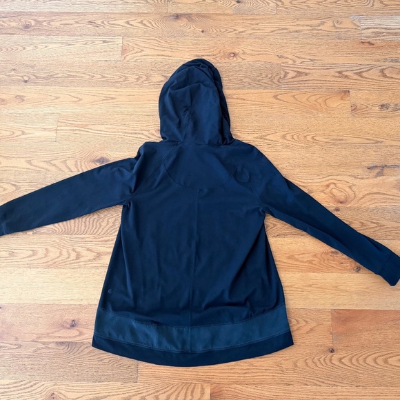 Lululemon Starting Place Hoodie in Black (Size 6) - Picture 9 of 9